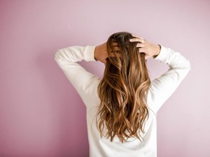 Martes y miércoles tinte, corte y secado por solo 50€